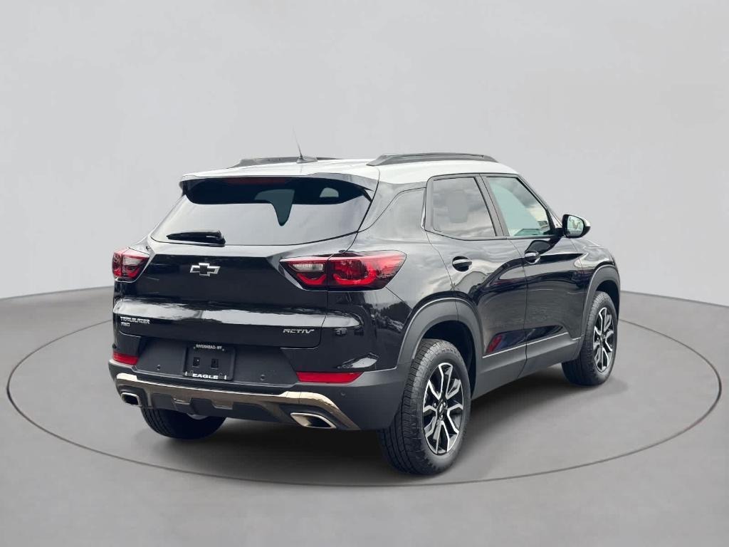 used 2025 Chevrolet TrailBlazer car, priced at $30,995