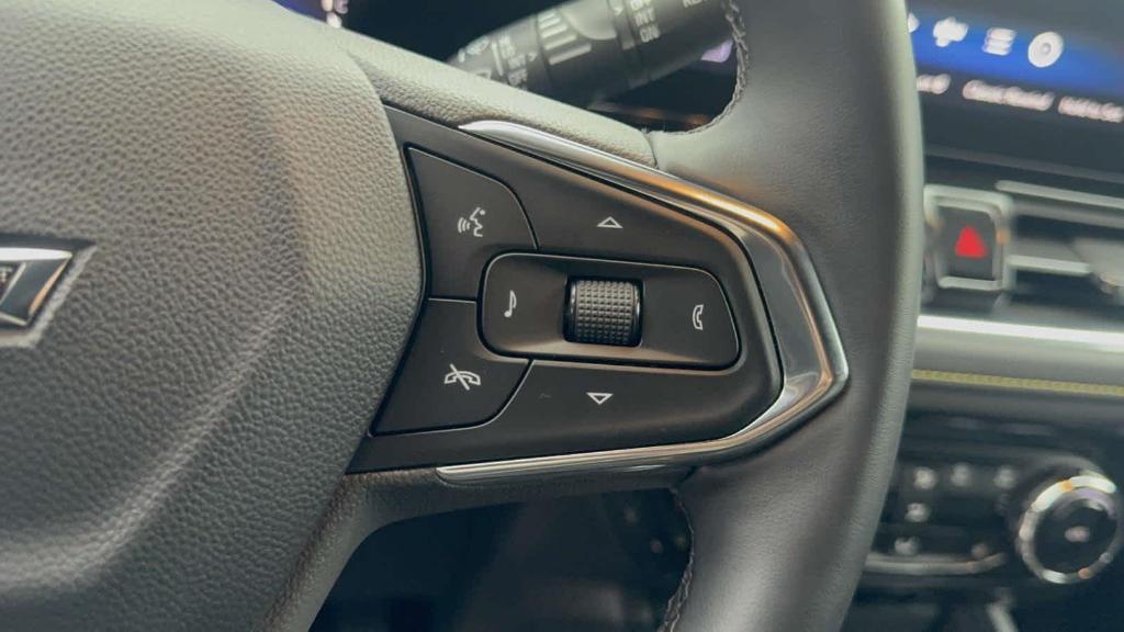 used 2025 Chevrolet TrailBlazer car, priced at $30,995