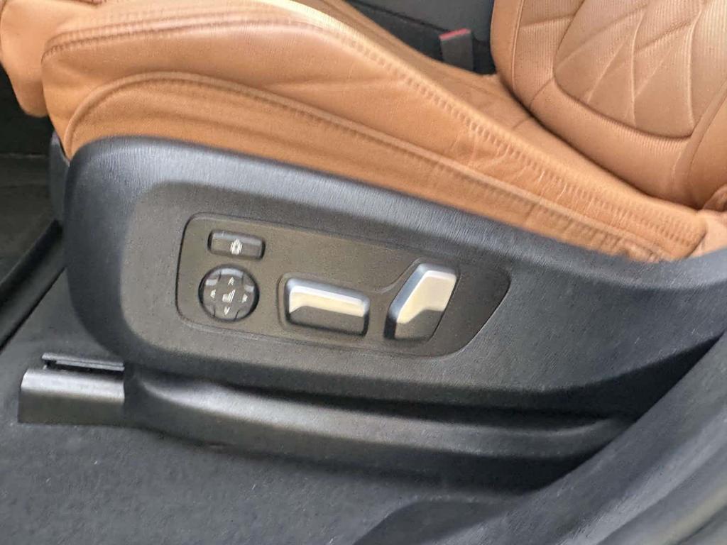 used 2024 BMW X6 car, priced at $64,295