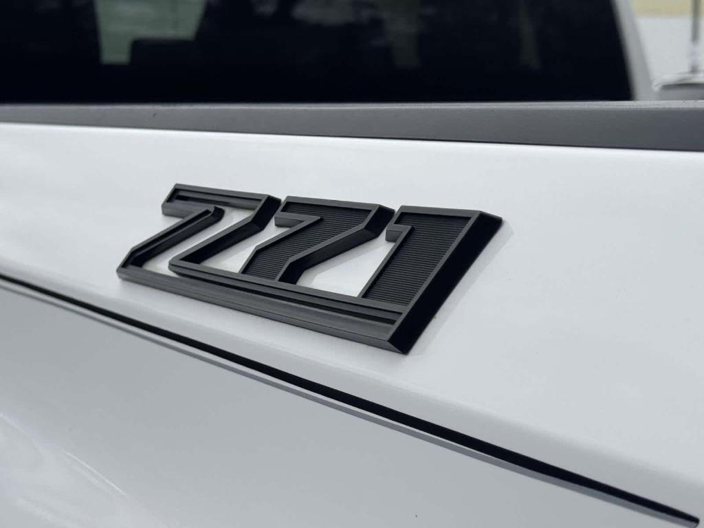 used 2022 Chevrolet Silverado 1500 car, priced at $38,995