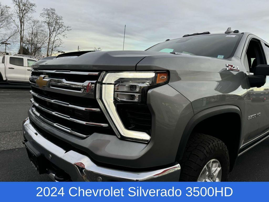 used 2024 Chevrolet Silverado 3500 car, priced at $70,995