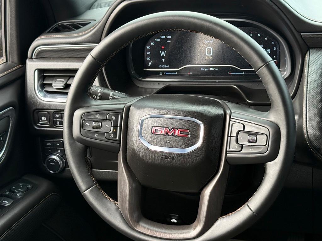 used 2024 GMC Yukon car, priced at $79,776