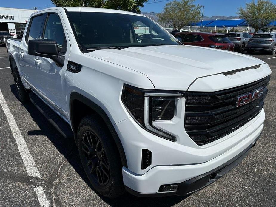 new 2024 GMC Sierra 1500 car, priced at $60,105