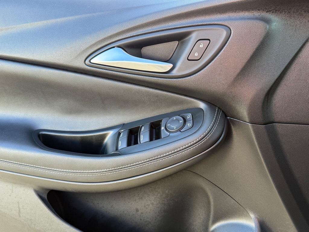 used 2025 Buick Encore GX car, priced at $27,995