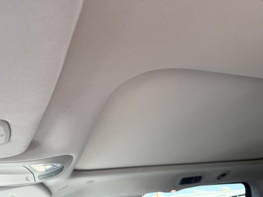 used 2023 Chrysler Pacifica Hybrid car, priced at $39,495