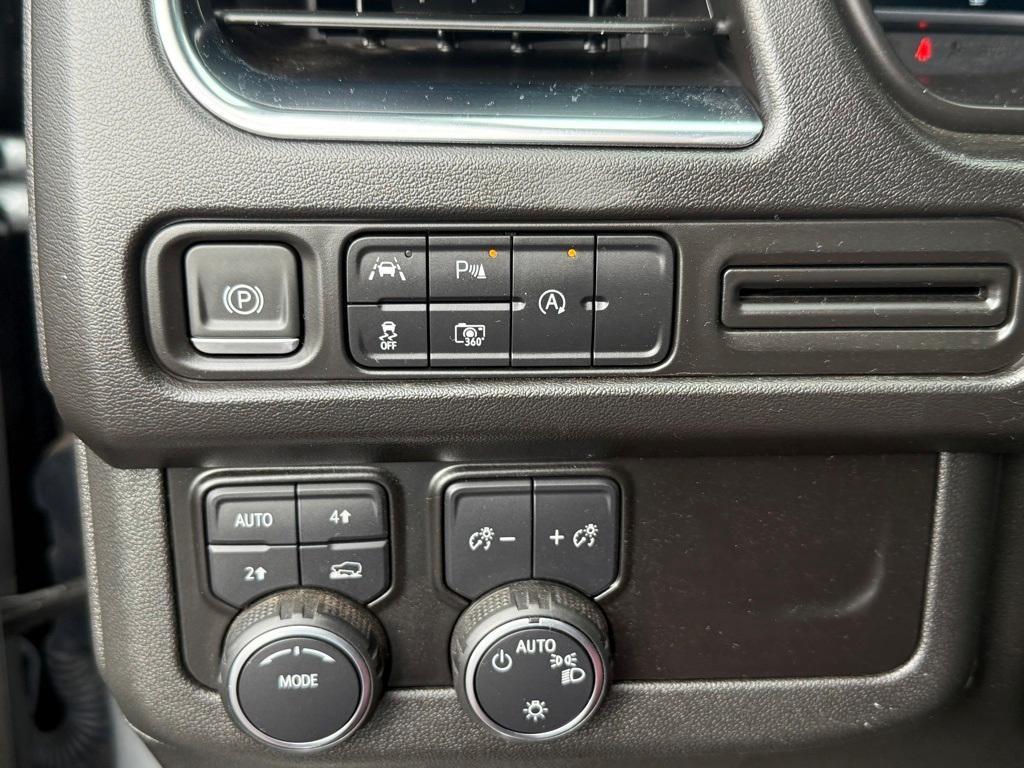 used 2023 Chevrolet Suburban car, priced at $54,999