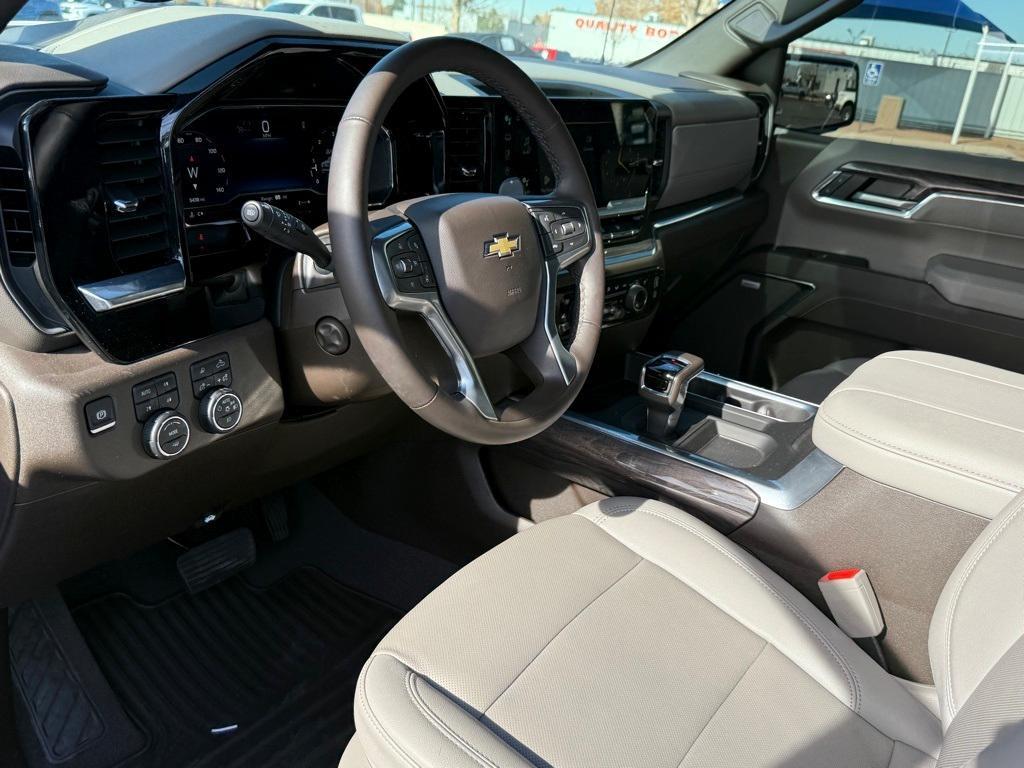 used 2024 Chevrolet Silverado 1500 car, priced at $60,689