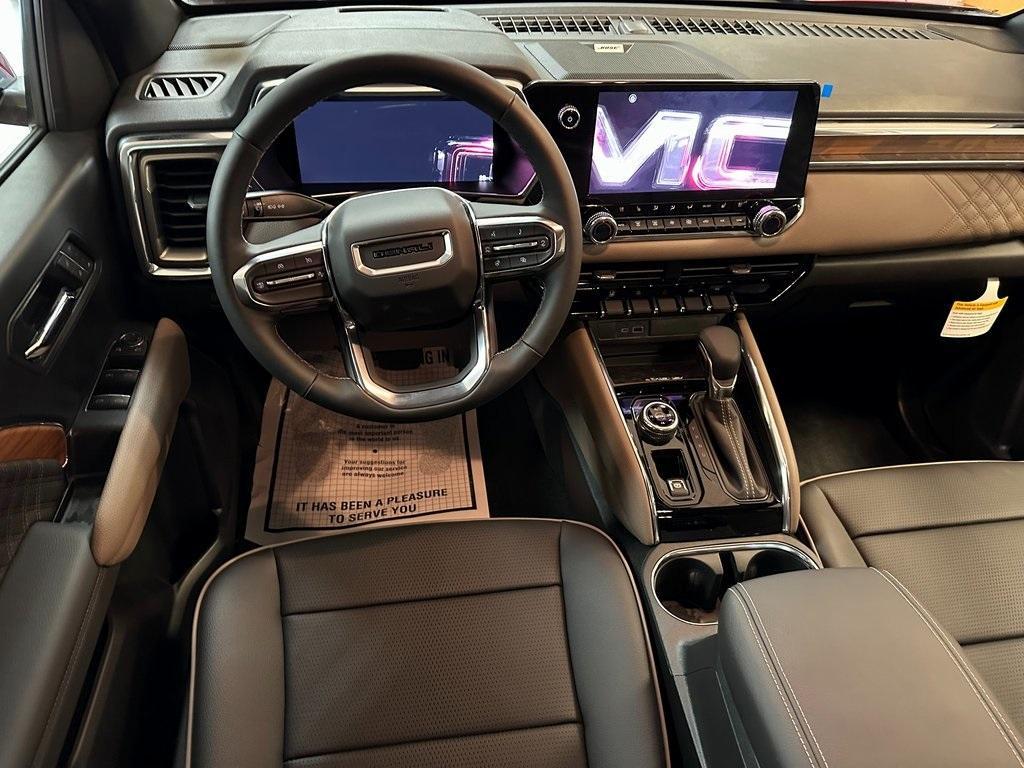 new 2025 GMC Canyon car