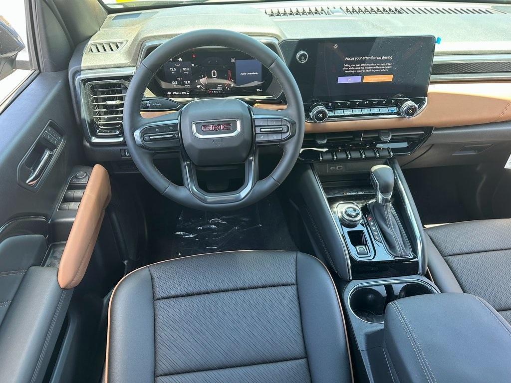 new 2025 GMC Canyon car