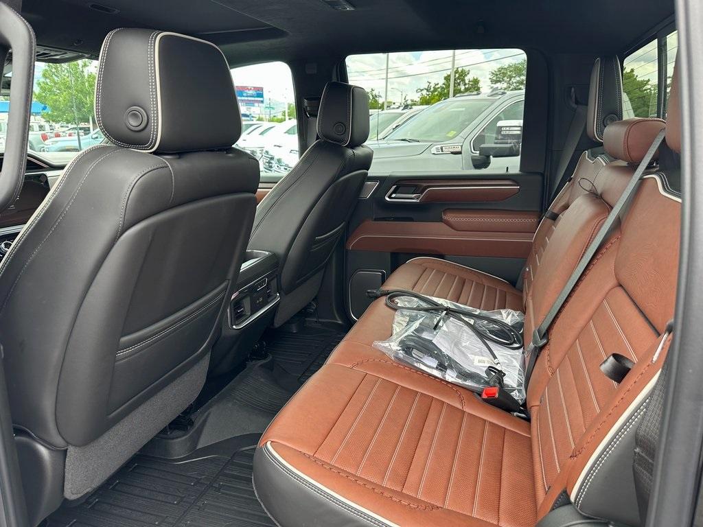 new 2025 GMC Sierra 2500 car