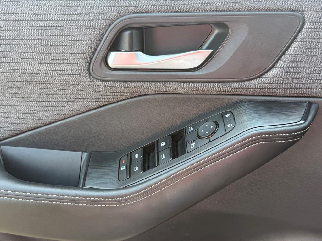 used 2021 Nissan Rogue car, priced at $21,101