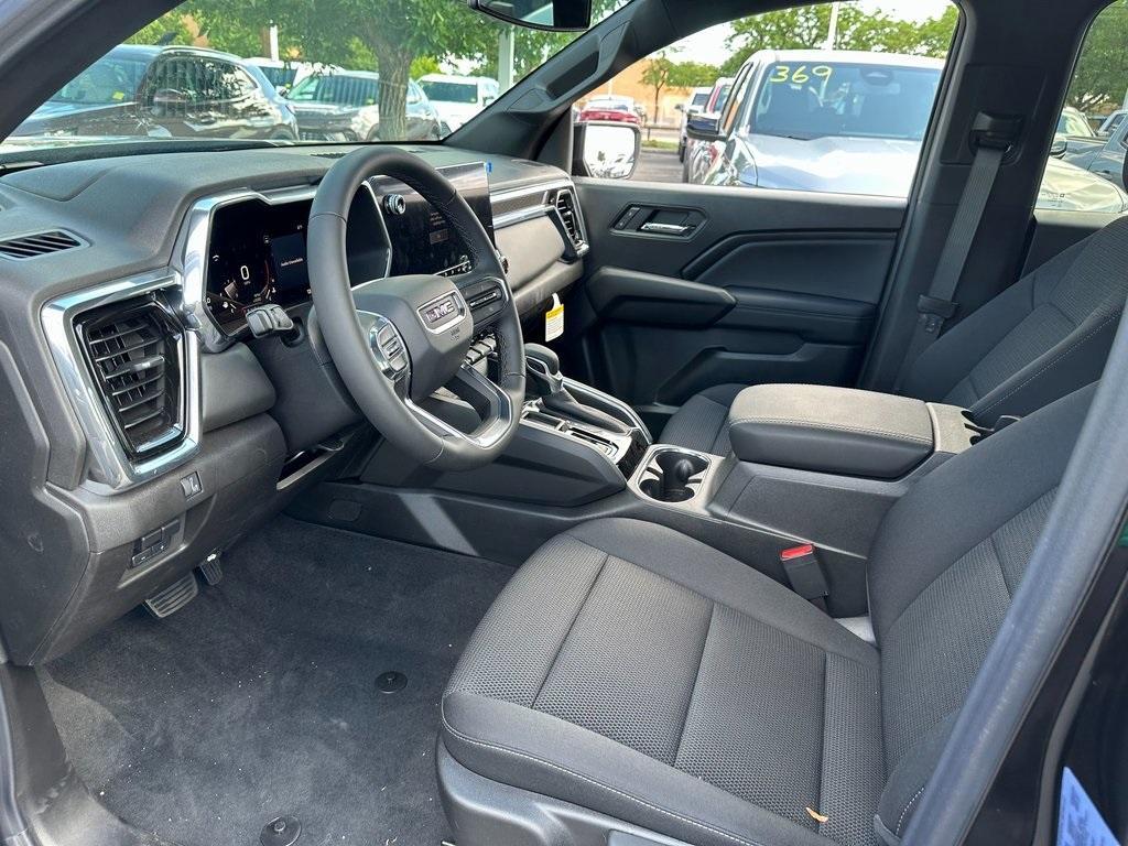 new 2025 GMC Canyon car