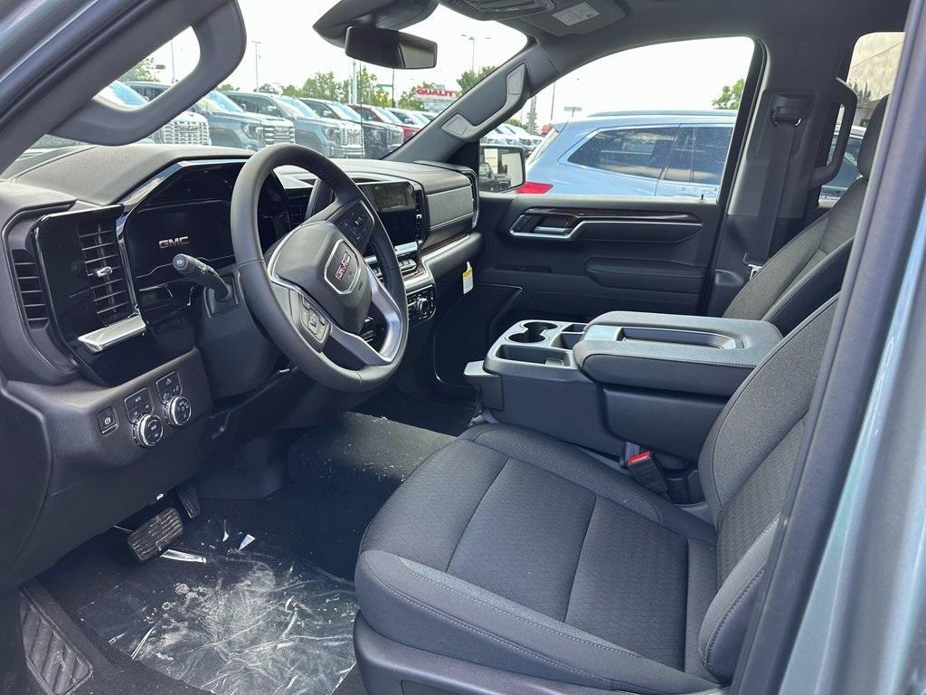 new 2025 GMC Sierra 1500 car