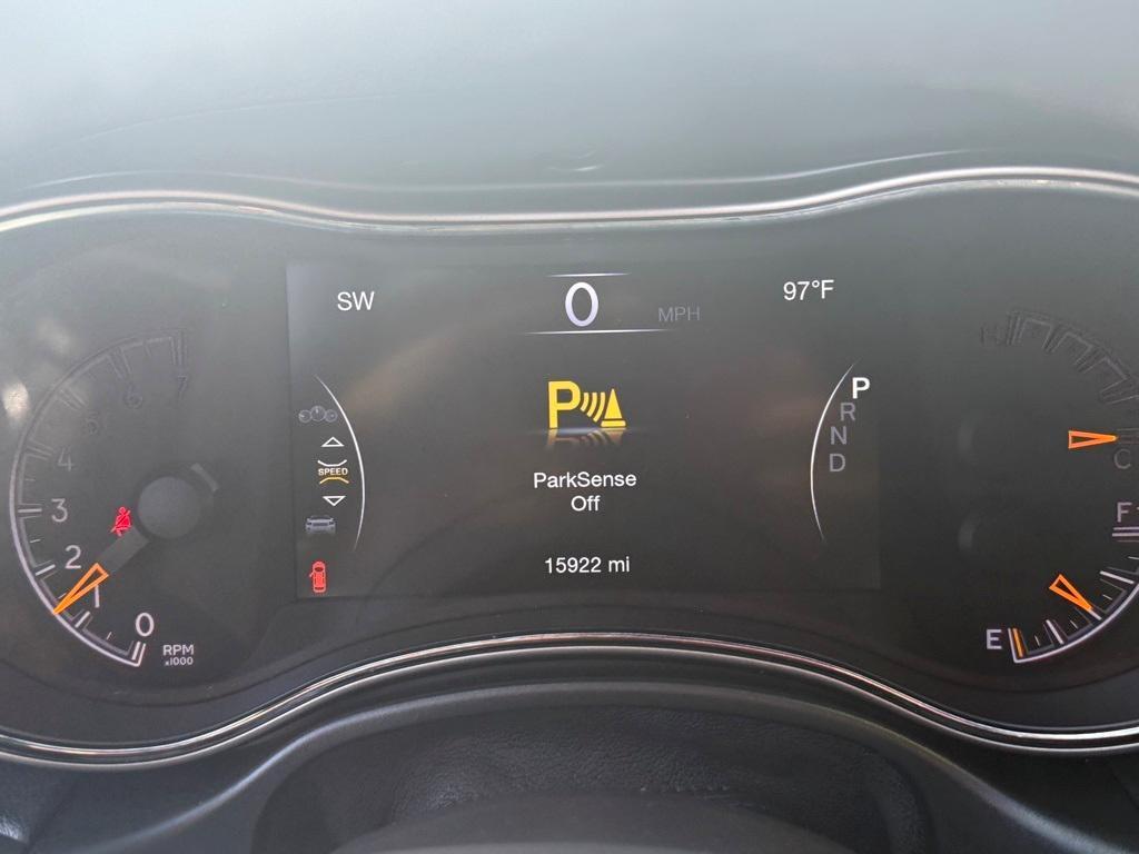 used 2021 Jeep Grand Cherokee car, priced at $37,995