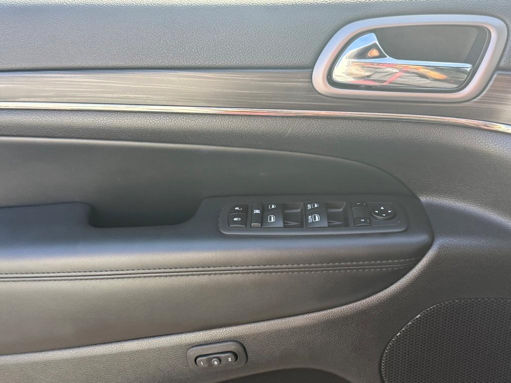 used 2021 Jeep Grand Cherokee car, priced at $37,995