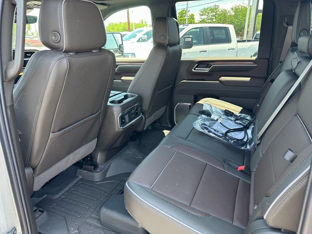 new 2025 GMC Sierra 2500 car