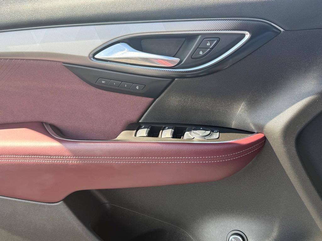 used 2024 Buick Envision car, priced at $32,329