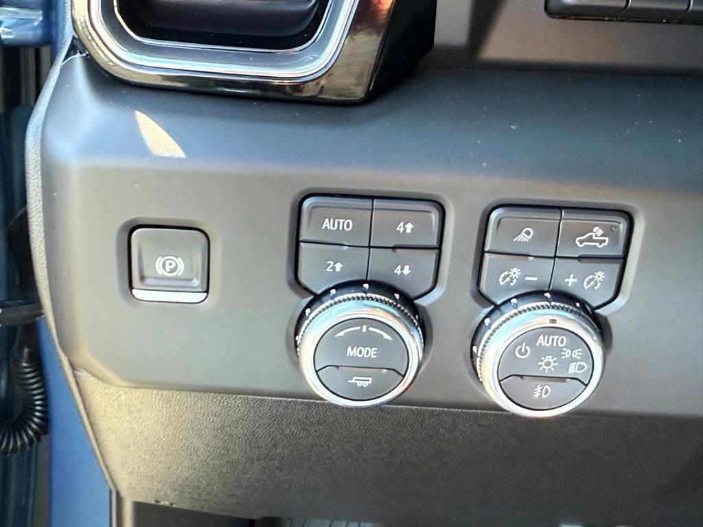used 2025 GMC Sierra 2500 car, priced at $95,995