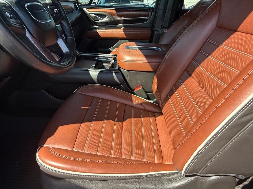 used 2023 GMC Yukon XL car, priced at $79,999