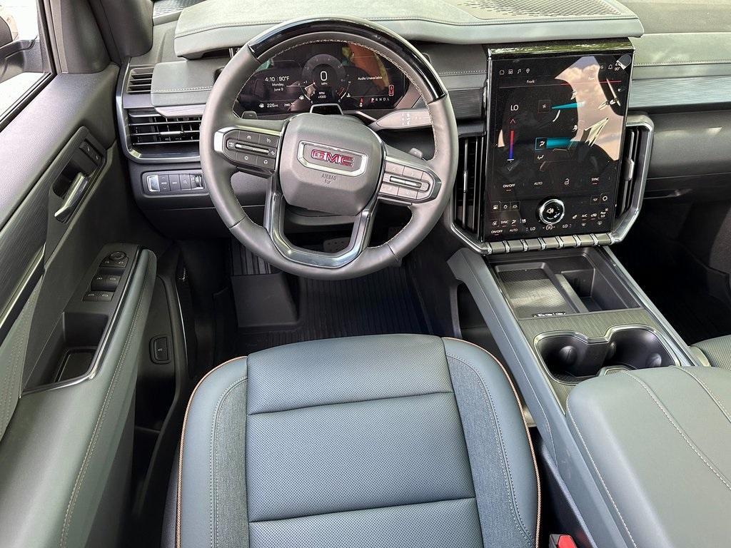 new 2025 GMC Acadia car