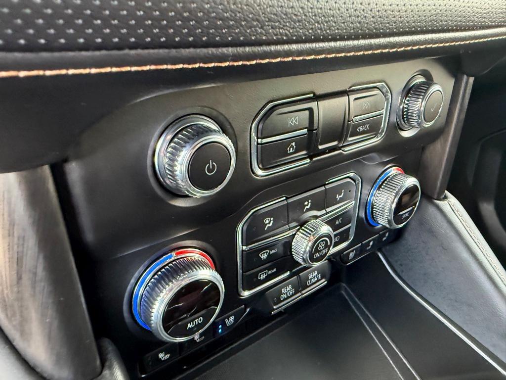 used 2024 GMC Yukon XL car, priced at $74,995