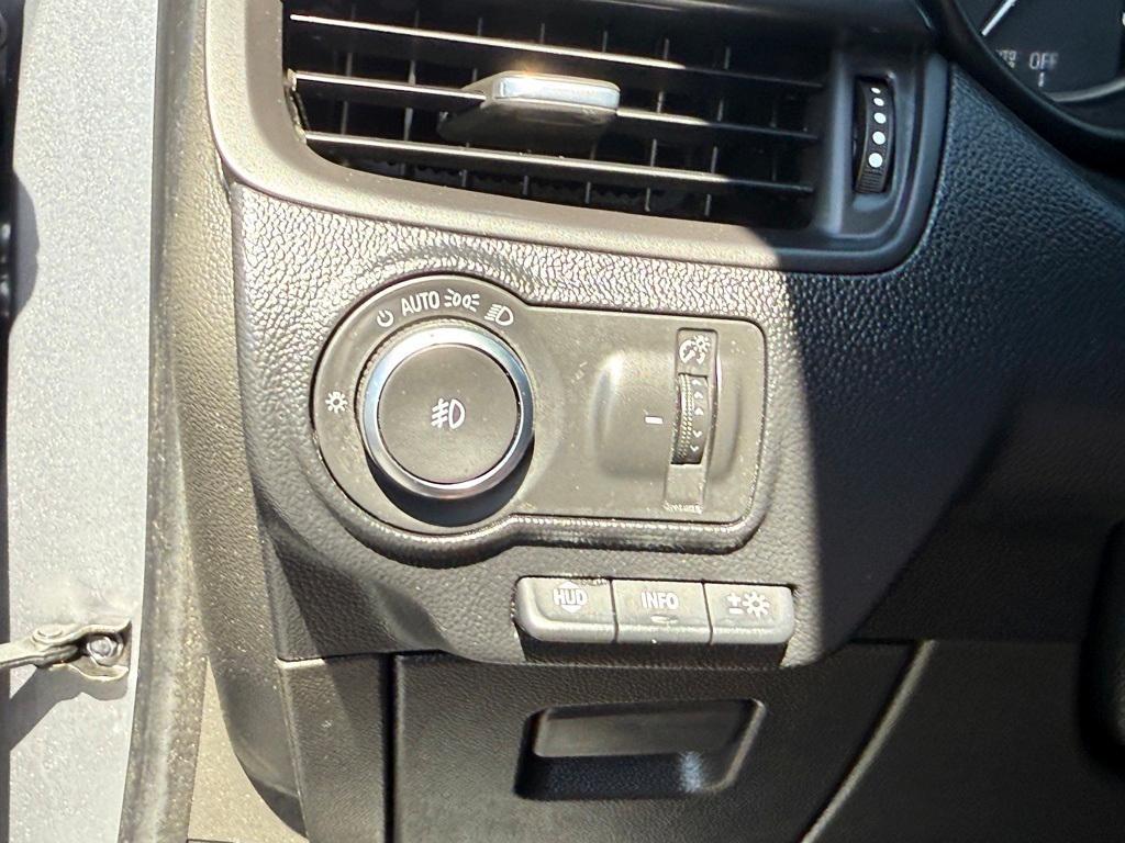 used 2019 Buick Envision car, priced at $25,625