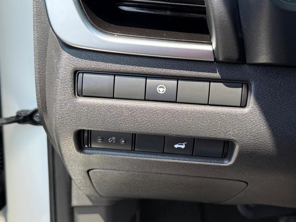 used 2022 Nissan Rogue car, priced at $26,567