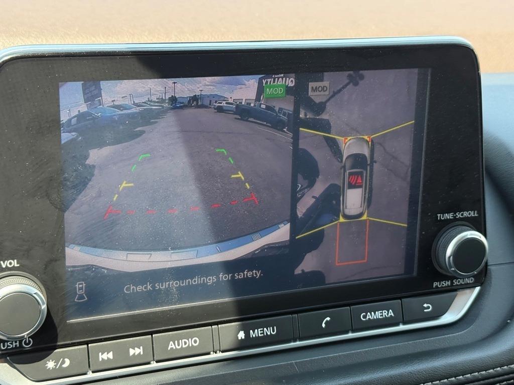 used 2022 Nissan Rogue car, priced at $26,567