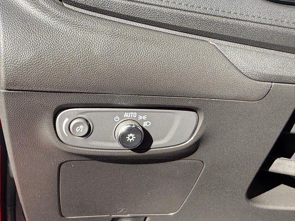 used 2024 Buick Encore GX car, priced at $25,995