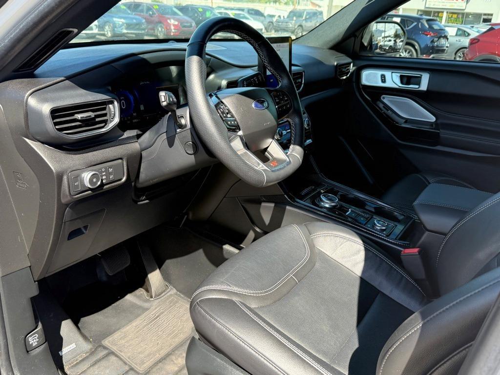 used 2022 Ford Explorer car, priced at $46,450