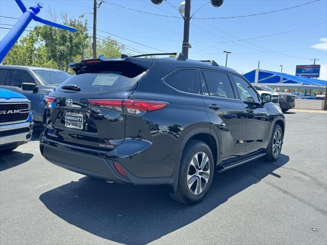 used 2021 Toyota Highlander car, priced at $35,494