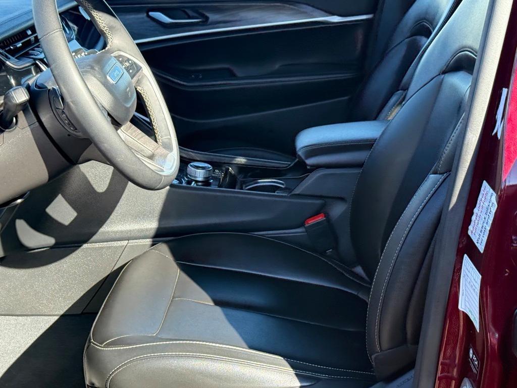 used 2023 Jeep Grand Cherokee 4xe car, priced at $33,597