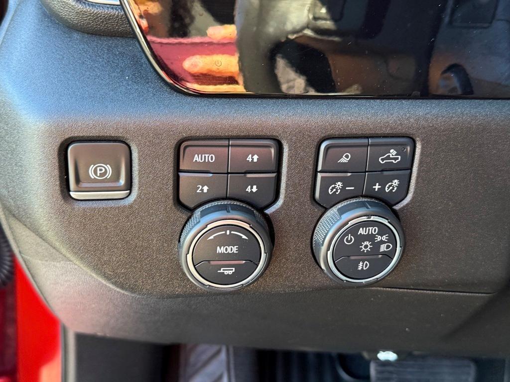 used 2022 Chevrolet Silverado 1500 car, priced at $42,877