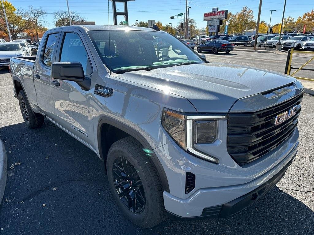 new 2025 GMC Sierra 1500 car, priced at $54,170