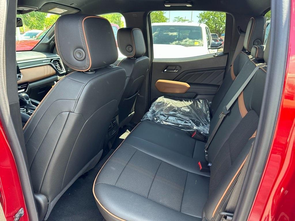 new 2025 GMC Canyon car
