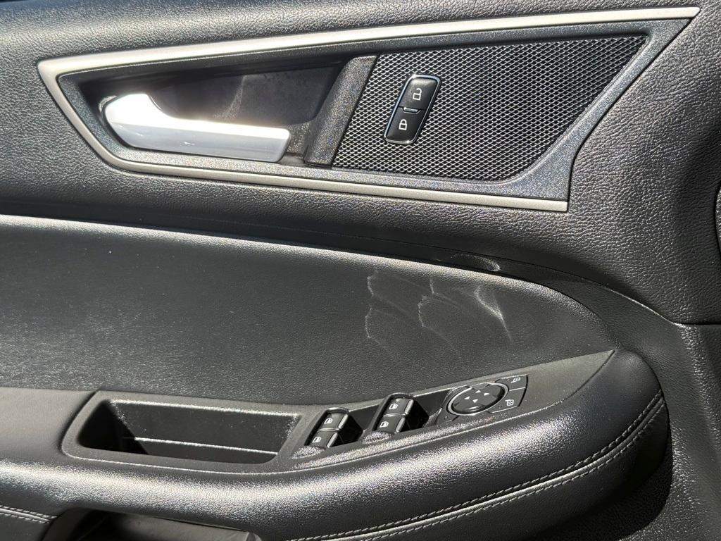 used 2024 Ford Edge car, priced at $33,321
