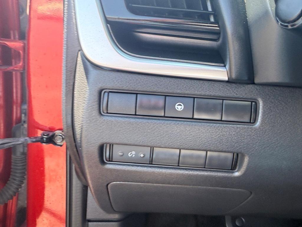 used 2021 Nissan Rogue car, priced at $25,669