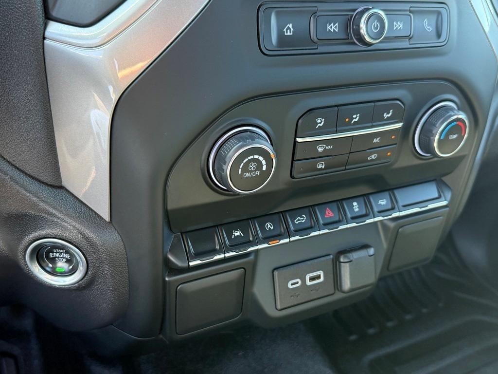 used 2024 Chevrolet Silverado 1500 car, priced at $34,995