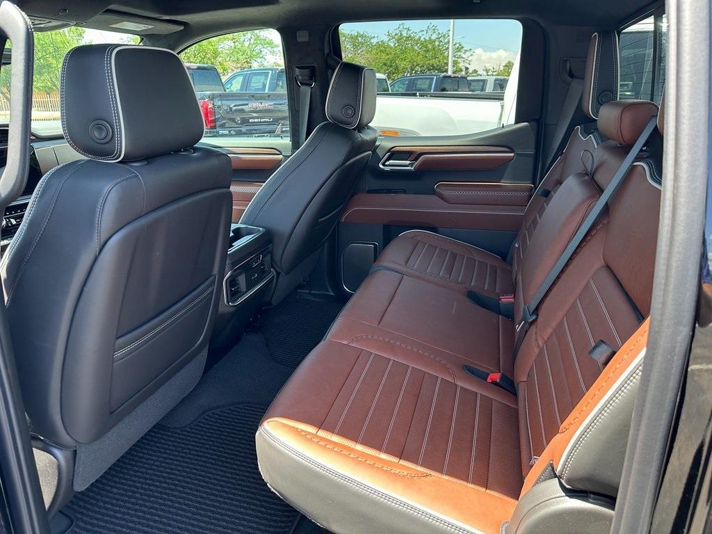 new 2025 GMC Sierra 1500 car