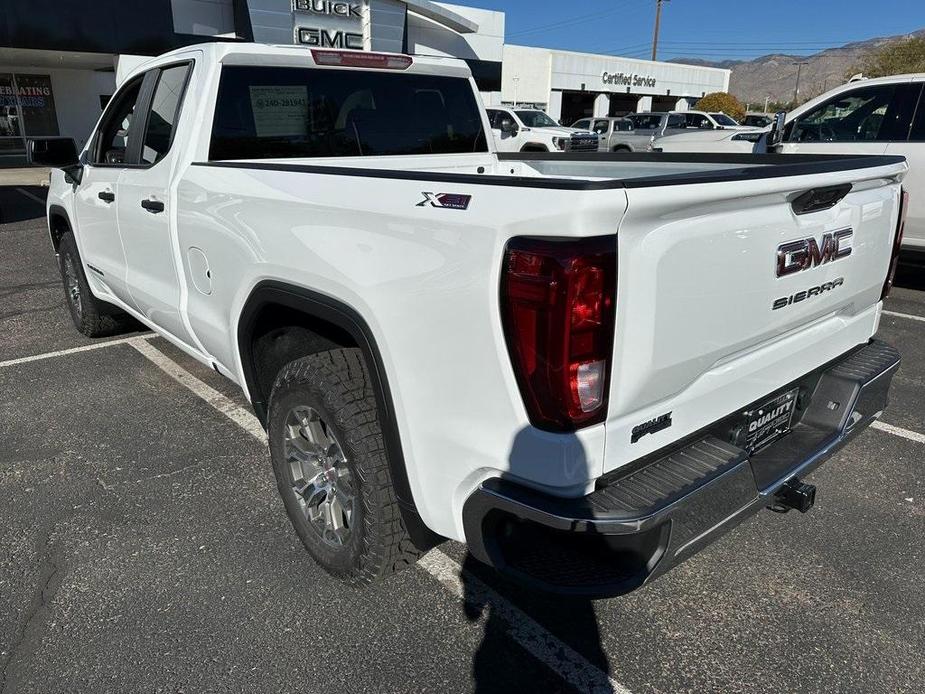 new 2025 GMC Sierra 1500 car, priced at $51,970