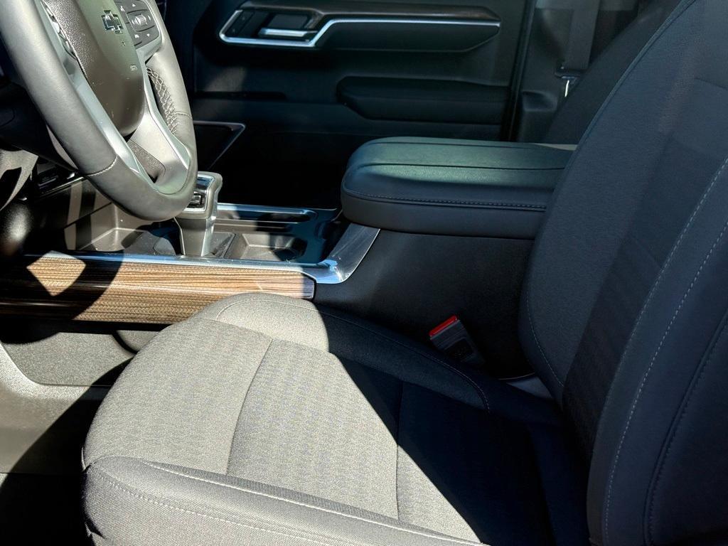 used 2025 Chevrolet Silverado 1500 car, priced at $59,995