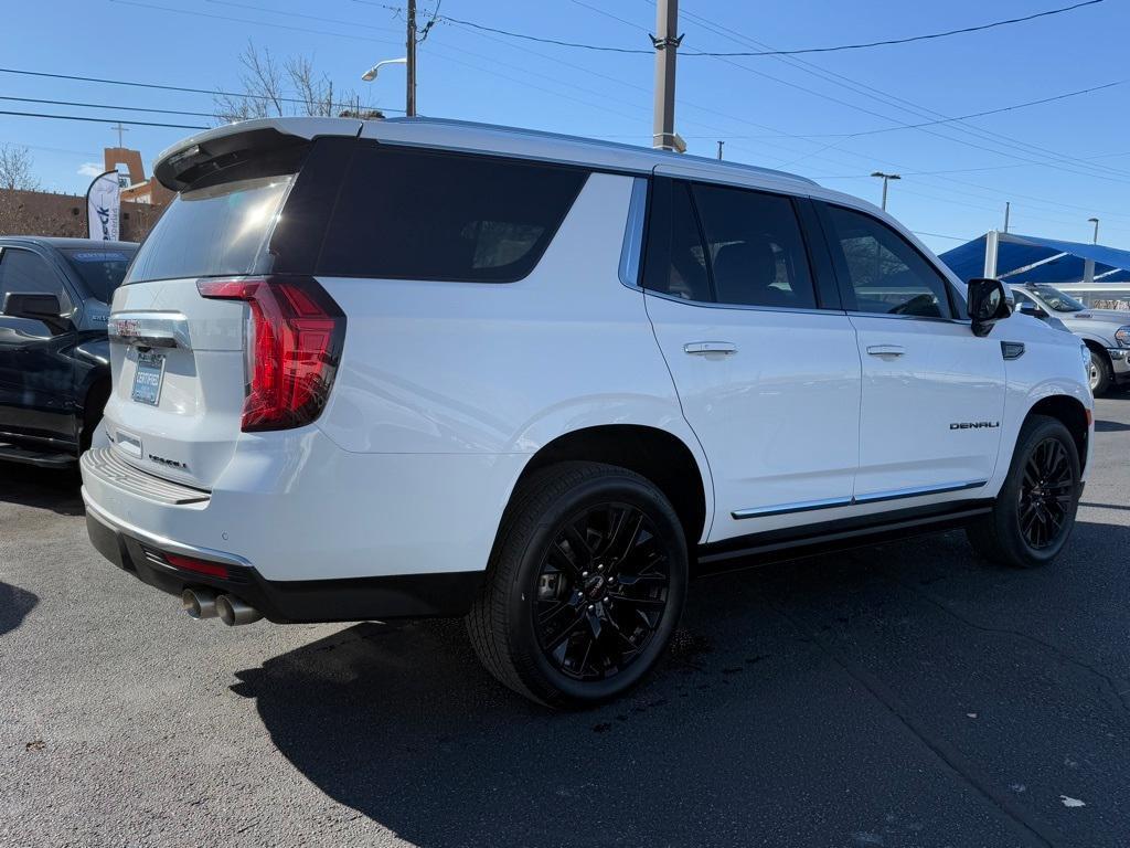 used 2023 GMC Yukon car, priced at $76,589