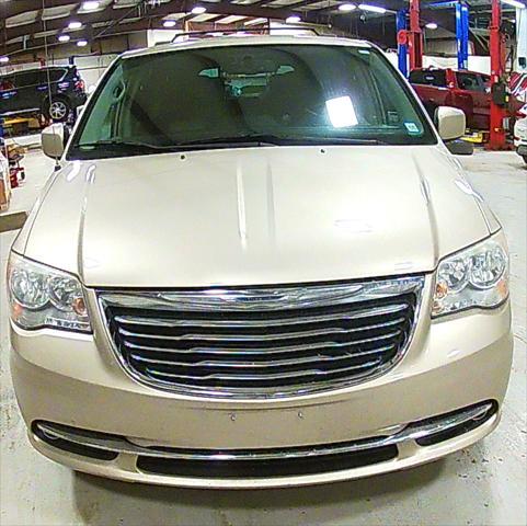 used 2014 Chrysler Town & Country car, priced at $4,995