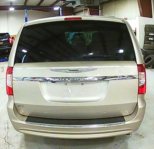 used 2014 Chrysler Town & Country car, priced at $4,995