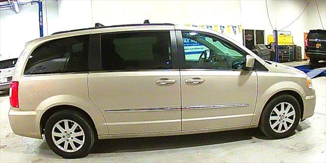 used 2014 Chrysler Town & Country car, priced at $4,995