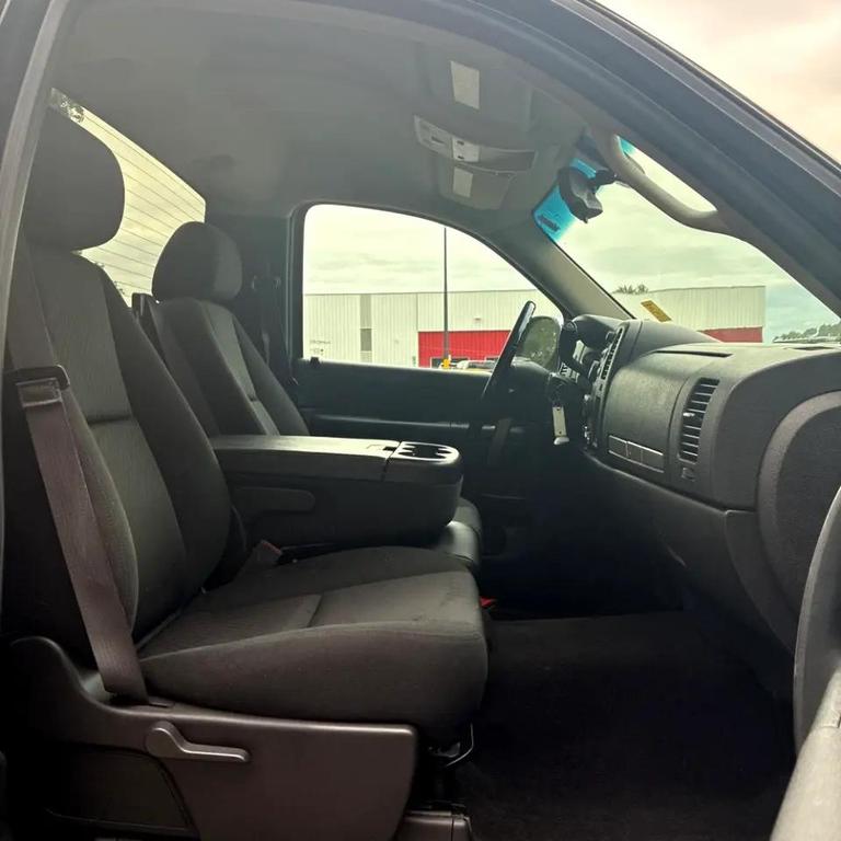used 2013 GMC Sierra 2500 car, priced at $15,997