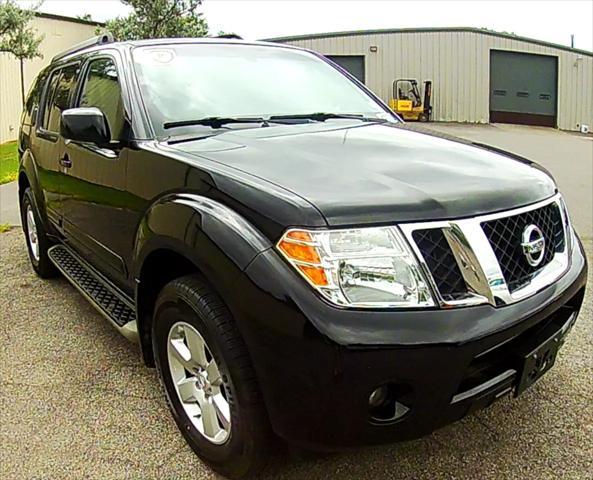 used 2012 Nissan Pathfinder car, priced at $9,995