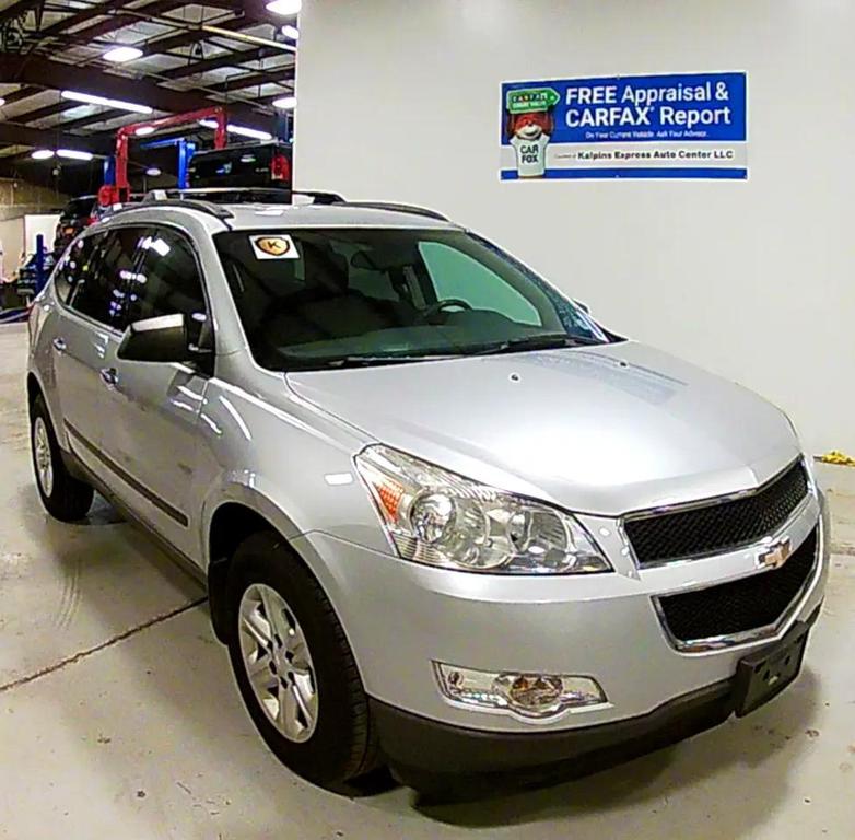 used 2012 Chevrolet Traverse car, priced at $6,995