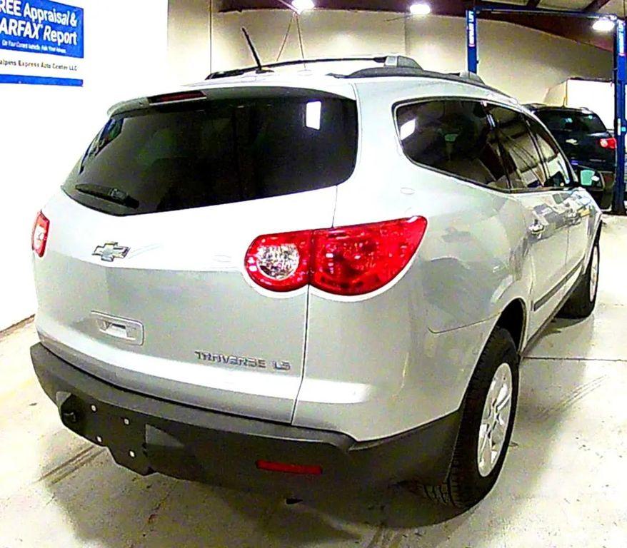 used 2012 Chevrolet Traverse car, priced at $6,995