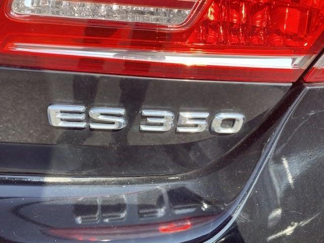used 2011 Lexus ES 350 car, priced at $8,800